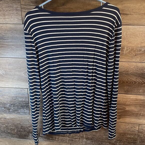 Stars Above Ladies Stripe Long Sleeve Vneck Top Size XL Dk Blue&white stripes - Picture 2 of 4